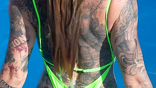 Face and Hard Fuck Rimming Squirting's by the Pool