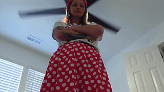 Peyton's Sultry '50s Giantess Fantasy 4K POV Tiny Thrills Await!