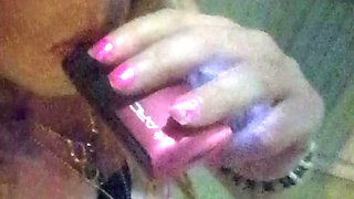 Feeling good under broken light