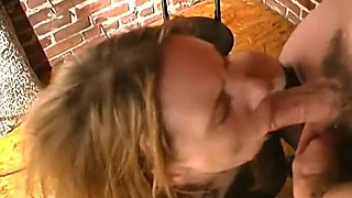 Holly's Roommate Romance