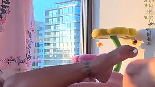 Flexible Ebony Beautiful Curvy MILF