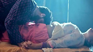 Slutty amateur flashing her big boobs in the backseat