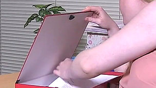 Slutty Secretary Gives You More Than a Glimpse