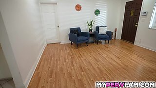 Step-sister Takes Humungous Facial cumshot