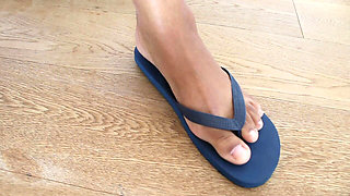 My Feet in Flip-flops
