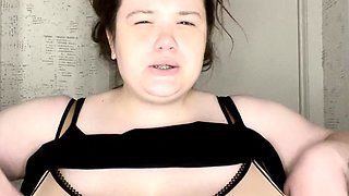 Big boobs milf masturbates with her dildo