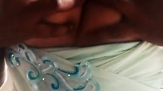 Village girl Roselee cum on the live stream