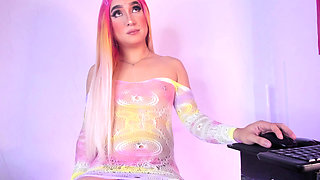 Aline Pics Vol 5:  REINA ROSA - Colombiana Amateur vs Massive Cock - Deepthroat y Creampie