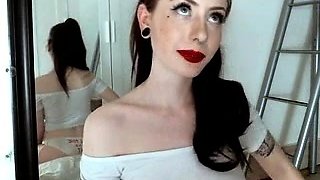 Amateur Blonde Teen Plays Solo with Toy Webcam Porn