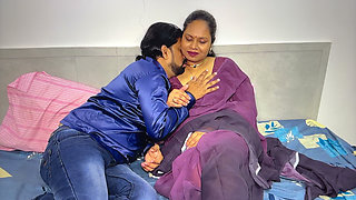 After Marriage, the Girl Had Sex with Her Ex-boyfriend