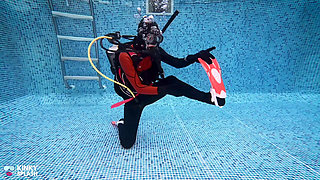Underwater Scuba Date in My Tight Wetsuit: 2nd Date Cum Play