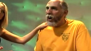 Amateur girlfriend blowjob and fucks with cumshot