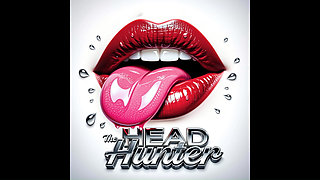 Blonde Babes Get Head Hunted