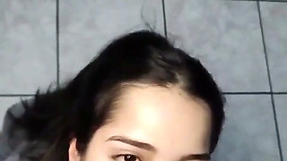 Young Girl in Deep and Sloppy Blowjob Ends up Swallowing Cum