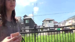 Momoka - Housewife Pick-up Vol. 3