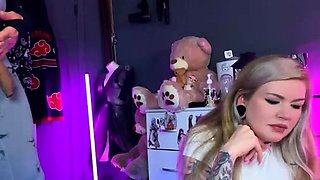 Vulva rubbing close up with blonde handling monster dildo