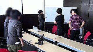 Japanese amateur Asian in lingerie fucked in high def