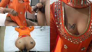 Horny Amateur Desi Girl with Huge Ass Loves to Take Big Dicks