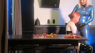 Strapon Lesbian and Latex Rubber Home Fun