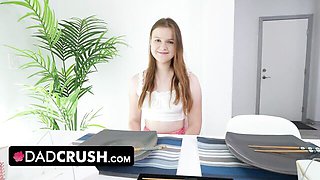 So hot squeeze - babysitter scene - Dad Crush