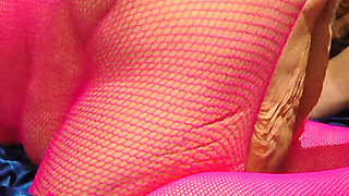 Pretty in Pink Fucking Machine Making Her 07ssy Stink