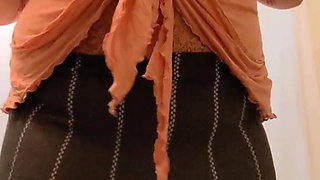 Striptease Rubbing My Pussy Shaking My Booty