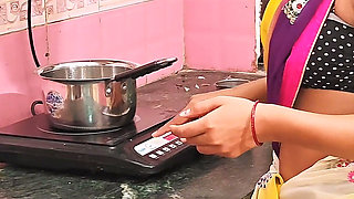 Indian Desi Video. The brother-in-law and sister-in-law had Hardcore sex in the kitchen. Fuck Har Pussy. Hindi Audio