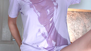 Zella Bu Pees in Kettle for Pissy Tea
