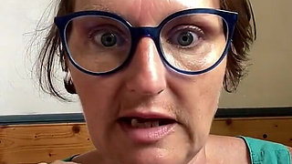 Close up Pissing From My Natural Bushy Pussy and Wiping After. Amid Giants and Idols - Coffeeshop Edition