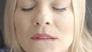 Blonde MILF Greedily Tests Every Toy on Herself