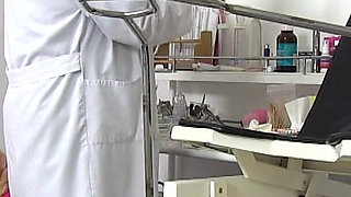 Mature gyno- filthy gyno doc operates cam in his surgery to record naked patients