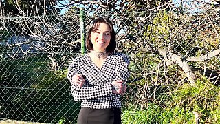 Nothing is ever certain for Crystal... - Jacquie et Michel TV