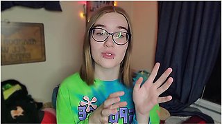 Smoking while teasing with expert strokes