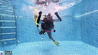 Scuba Wank & Underwater Orgasm