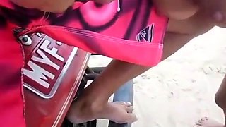 Amateur Girl Shared on the Beach for a 3way