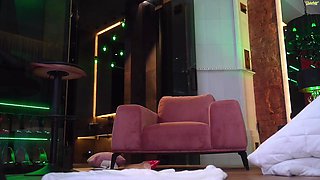 Curvaceous Chat Sparks Live Adult Video Passion