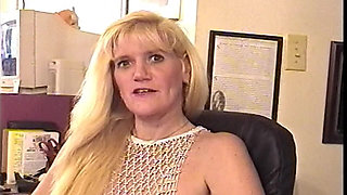 Mature Blonde MILF Spreads Wide Fingering Herself Hard