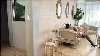 Intense Facesitting! Busty Maid Has An Orgasm In Her Bosss Mouth