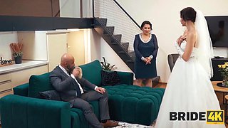 Hot Bride - Vixi Rafi