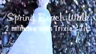 Awesome Big Boobs Blonde Masturbates In The Shower