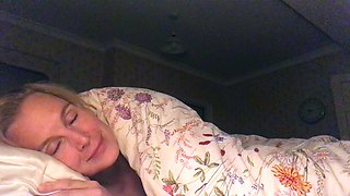 Amazing blonde german webcam milf high heel masturbation