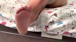 A Chubby Girl with Plump Feet for You