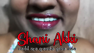 Sri Lankan Mature MILF Cheating on Husband When Not at Home