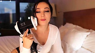 Orenda OnlyFans ASMR Moaning Sounds Video