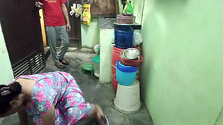 My Hot Maid Was Mopping the Floor, I Caught Her From Behind and Spat in Her Mouth