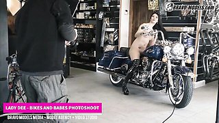 Watch perky Lady Dee's dirt