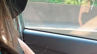Dreadhot Pulls Over for a Quick Load