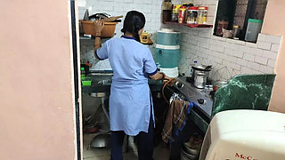 Desi Bhabhi Sagita Sharm Deep Throat and Mouth Cum in Kitchen - Hindi Sex