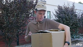 Shameless MILF emotional xxx clip