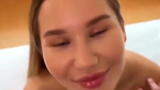 MRLUCKYLIFE - Amalia Davis Intimate And Spunky Vaca